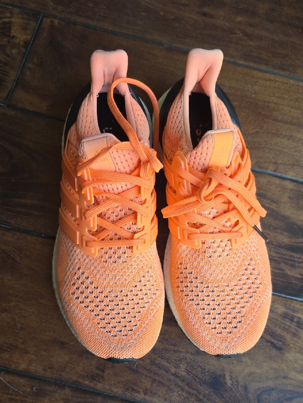 Adidas Ultra Boost - Picture 2 of 6